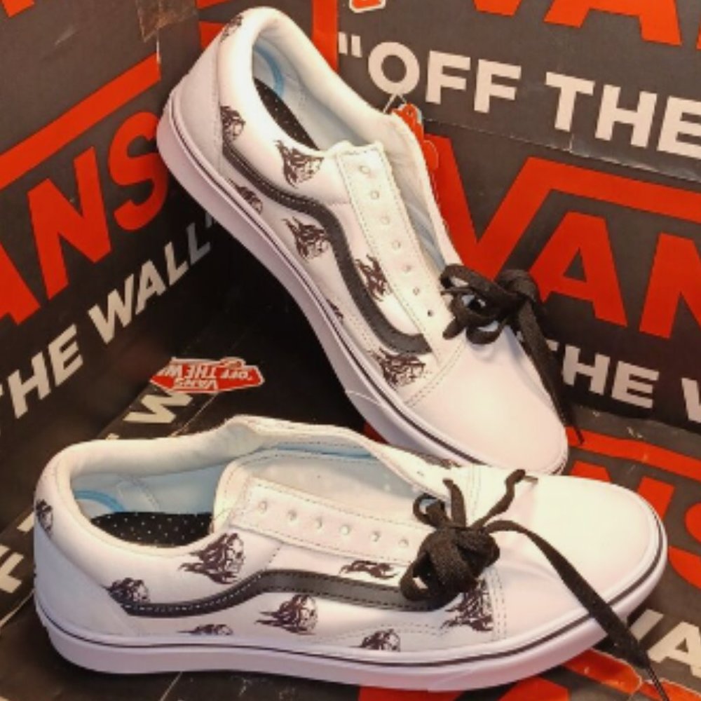 VANS ComfyCush Old Skool Sixty Sixers Skulls Men's 9.5 Black/White VN0A3WMA1RU